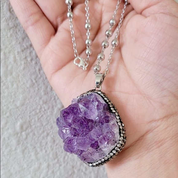 COPY - Raw Natural Amethyst pendant necklace, birthstone - Picture 6 of 10